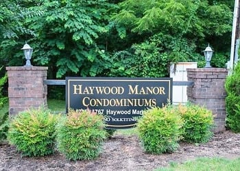 1759 Haywood Manor Rd - Hendersonville, NC