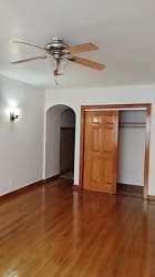 5041 N Springfield Ave unit 1 - Chicago, IL