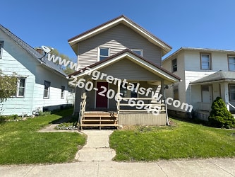 2225 Riedmiller Ave - Fort Wayne, IN