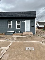 710 Russell Ave - Cheyenne, WY