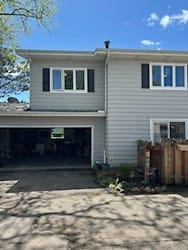 6526 Offshore Dr - Madison, WI