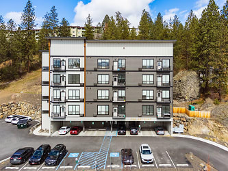 The Retreat At 5-Mile Apartments - Spokane, WA