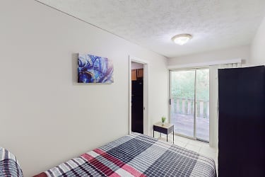 Room For Rent - Union City, GA