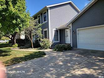 1616 Hunter Ridge Dr - Springfield, IL