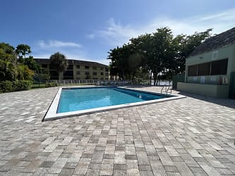 8911 NW 28th Dr unit 32 - Coral Springs, FL