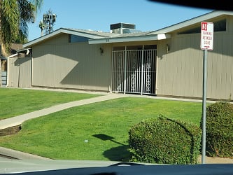 944 Princeton Ave - Bakersfield, CA