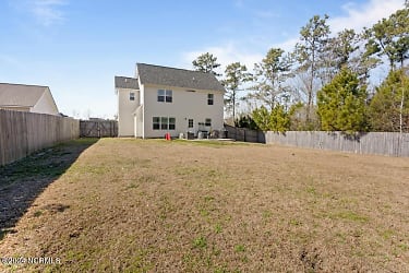 510 Deep Inlet Dr - Sneads Ferry, NC