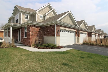 10766 Clock Tower Dr unit 10721 - Countryside, IL