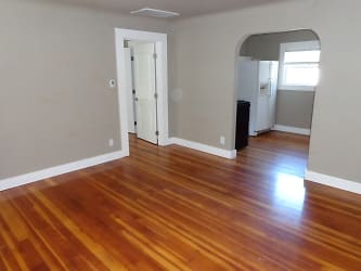 537 Reeves Ave unit 1 - undefined, undefined