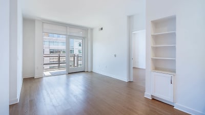 100K Apartments - Washington, DC