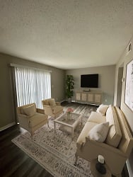 Rockwell Pointe Apartments - Decatur, GA
