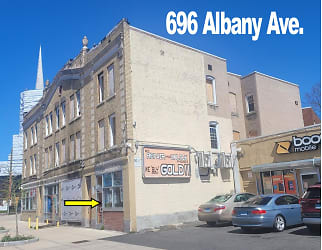 696-714 Albany Ave unit 696 - Hartford, CT