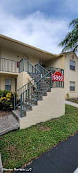 6890 Southgate Blvd Apartments - Tamarac, FL