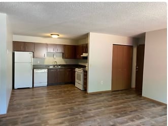 1019 5th Ave NW unit 3 - Valley City, ND