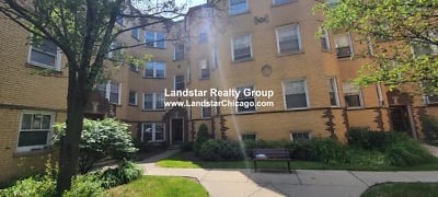 4410 N Rockwell St - Chicago, IL