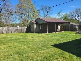 23809 Shelby Rd - Lowell, IN