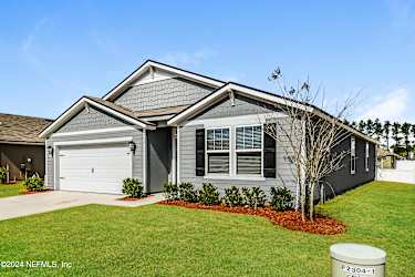 2308 Pebble Point Dr - Green Cove Springs, FL