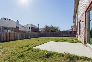 3608 Pendery Ln - Fort Worth, TX