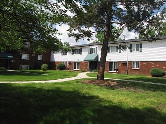 Bowling Green Village Apartments - Bowling Green, OH