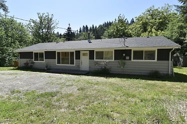 22509 SE May Valley Rd - Issaquah, WA