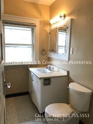 1203 SE 16th Ave - 3 - undefined, undefined