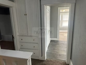 1124 S Ash Ave unit B - undefined, undefined