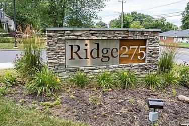 275 Ridge Rd #213 - Wethersfield, CT