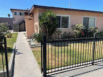 3440 E 67th St unit 1 - Long Beach, CA