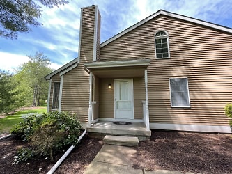 697 South End Rd #21 - Southington, CT