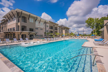 Park Rowe Village Apartments - Baton Rouge, LA