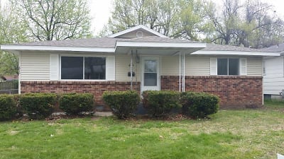 814 S Link Ave - Springfield, MO