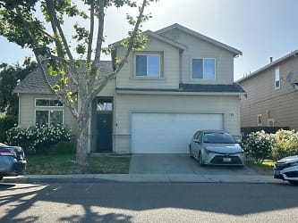 1515 Lankershire Dr - Tracy, CA