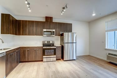 595 NE Geary St unit 202 - Albany, OR