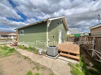 2020 Johns Ave - undefined, undefined