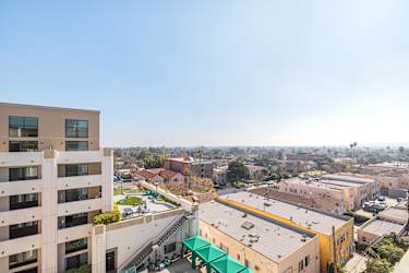 The Mansfield At Miracle Mile Apartments - Los Angeles, CA