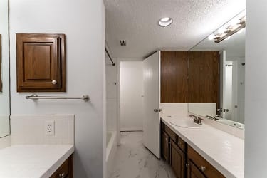 18240 Midway Rd #904 - Dallas, TX