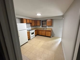 816 Steel St unit 1 - Youngstown, OH