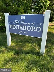 301 Edgeboro Dr #5 - Newtown, PA