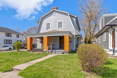 4102 Boulevard Pl - Indianapolis, IN