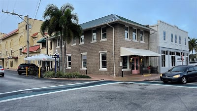 301 SW St Lucie Ave #1 - Stuart, FL