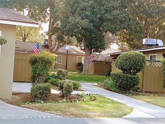 1108 Villa Ave - Clovis, CA