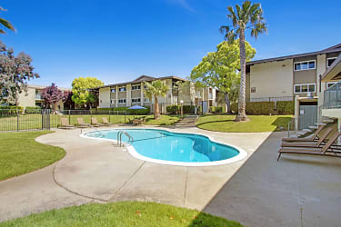 Crestview Apartments - Belmont, CA