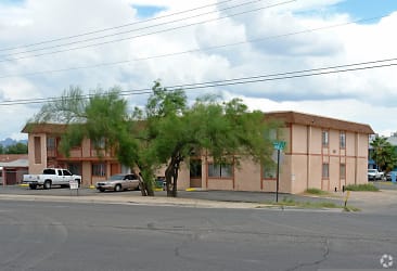 201 E Olive St - Tucson, AZ