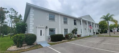 7092 Nantucket Cir #8 - North Fort Myers, FL