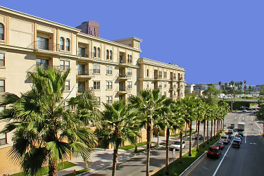The Medici Apartments - Los Angeles, CA