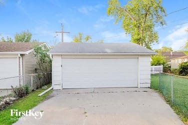 171 Craig Drive West - Chicago Heights, IL