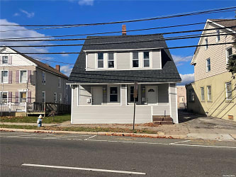1886 Front St #2 - East Meadow, NY