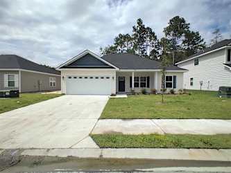 584 Grayson Ave - Hinesville, GA
