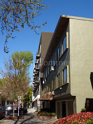 Alexander's Place Apartments - Sacramento, CA
