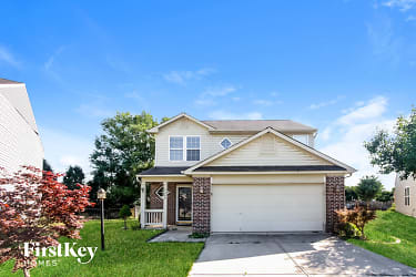 1432 Lake Meadow Dr - Indianapolis, IN
